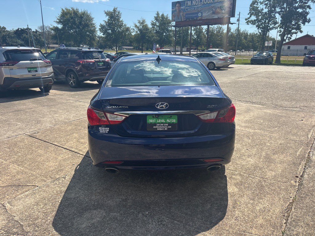2012 Hyundai Sonata Image 8