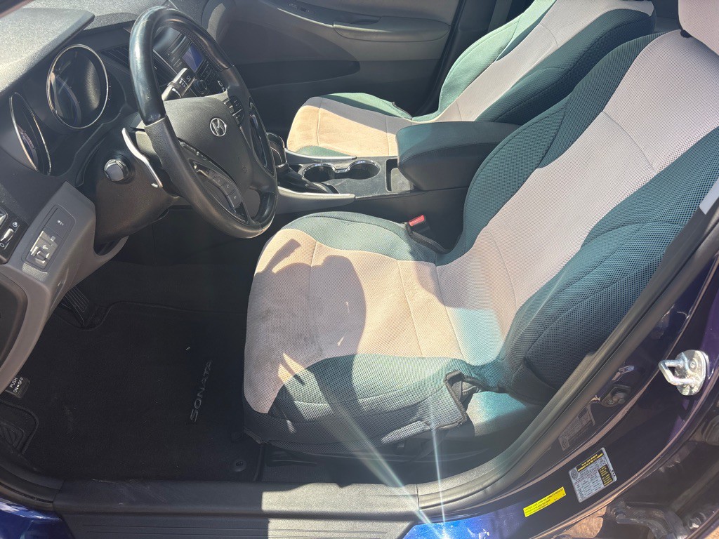 2012 Hyundai Sonata Image 11