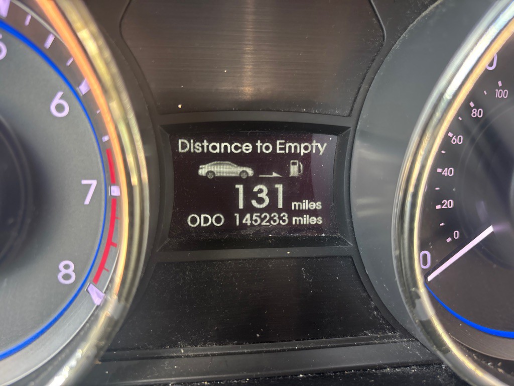2012 Hyundai Sonata Image 12