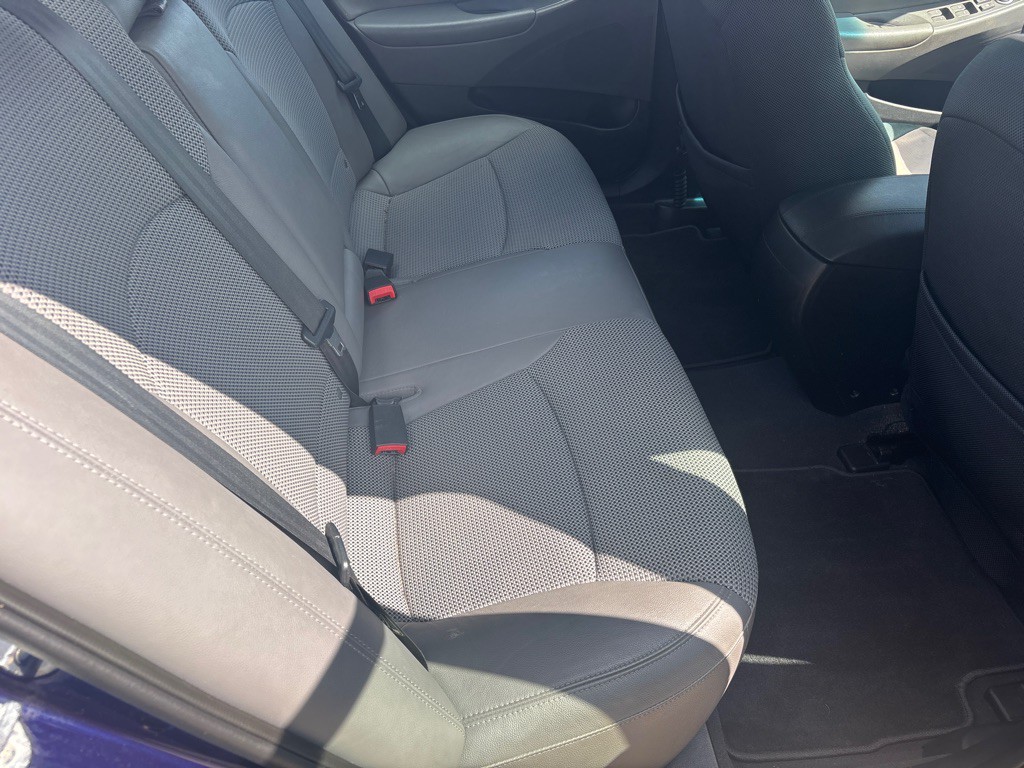 2012 Hyundai Sonata Image 18