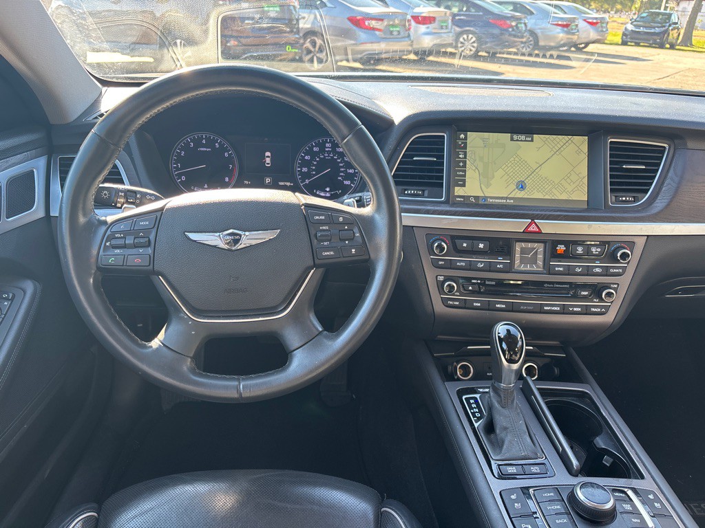 2017 Genesis G80 Image 16