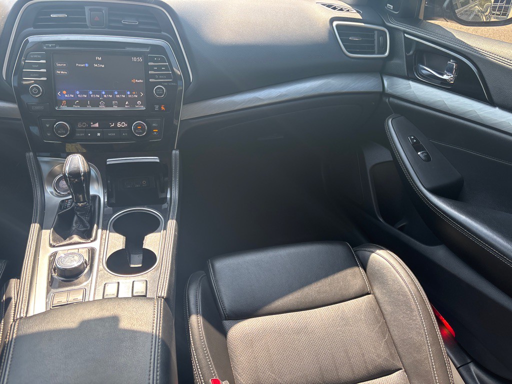 2017 Nissan Maxima Image 18
