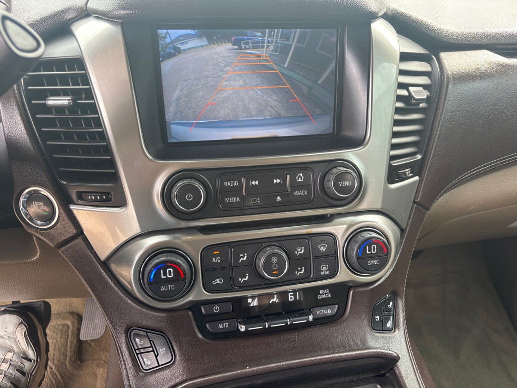 2015 Chevrolet Tahoe Image 16