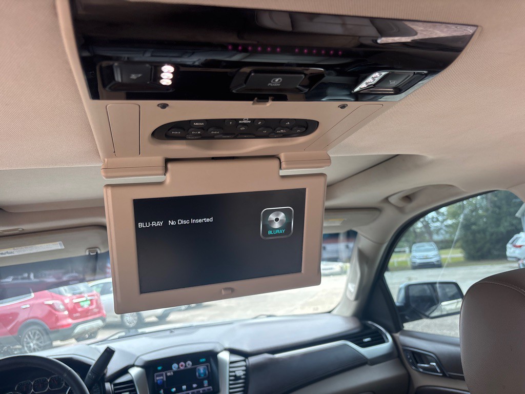 2015 Chevrolet Tahoe Image 20