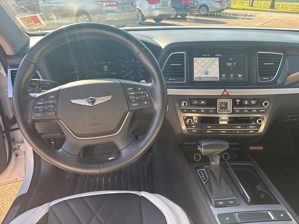 2019 Genesis G80 Image 15