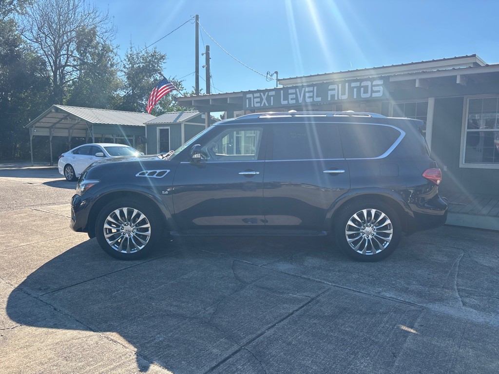 2015 INFINITI QX80 Image 2