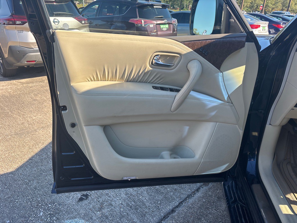 2015 INFINITI QX80 Image 13