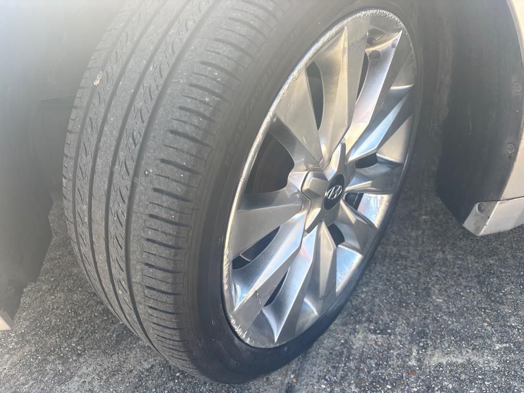 2013 Hyundai Azera Image 9
