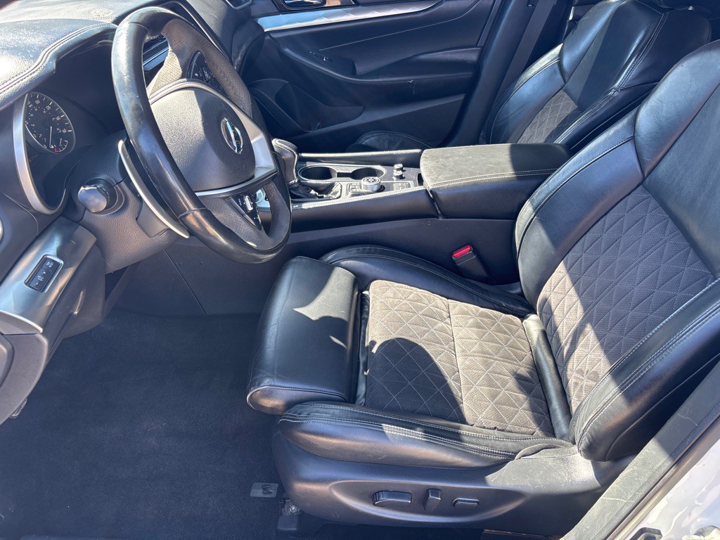 2018 Nissan Maxima Image 11