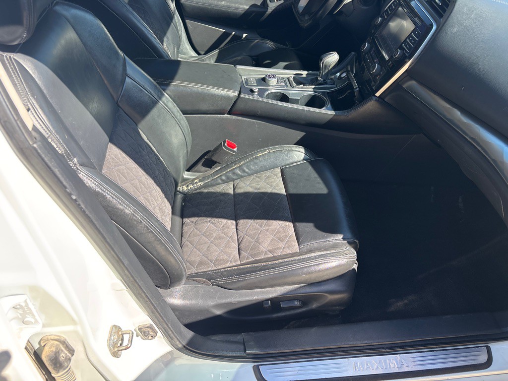 2018 Nissan Maxima Image 18