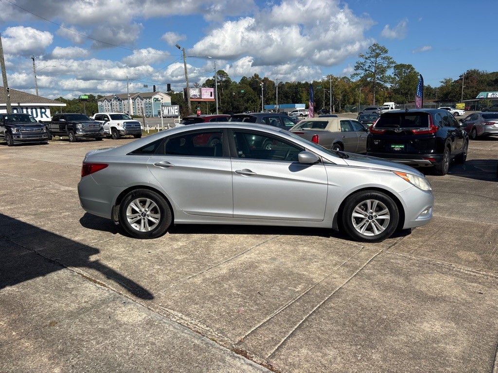 2013 Hyundai Sonata Image 6