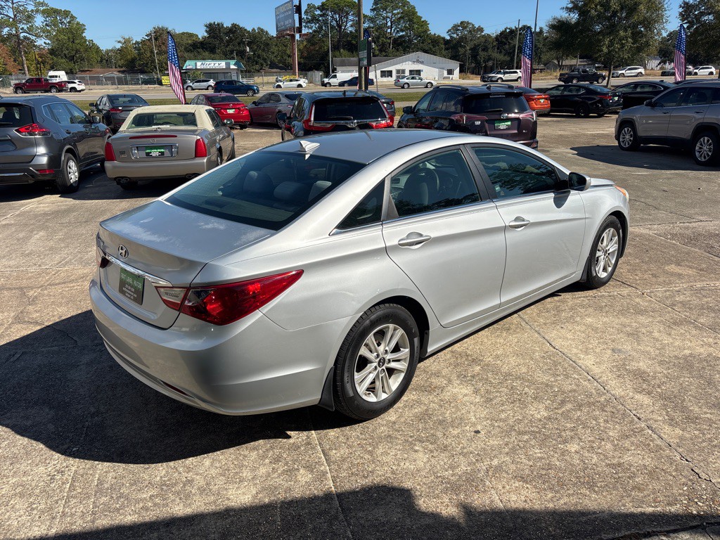 2013 Hyundai Sonata Image 7