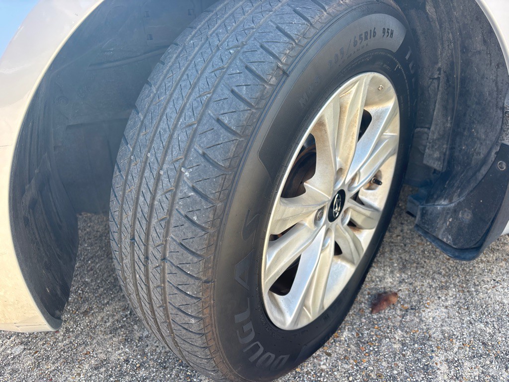 2013 Hyundai Sonata Image 9