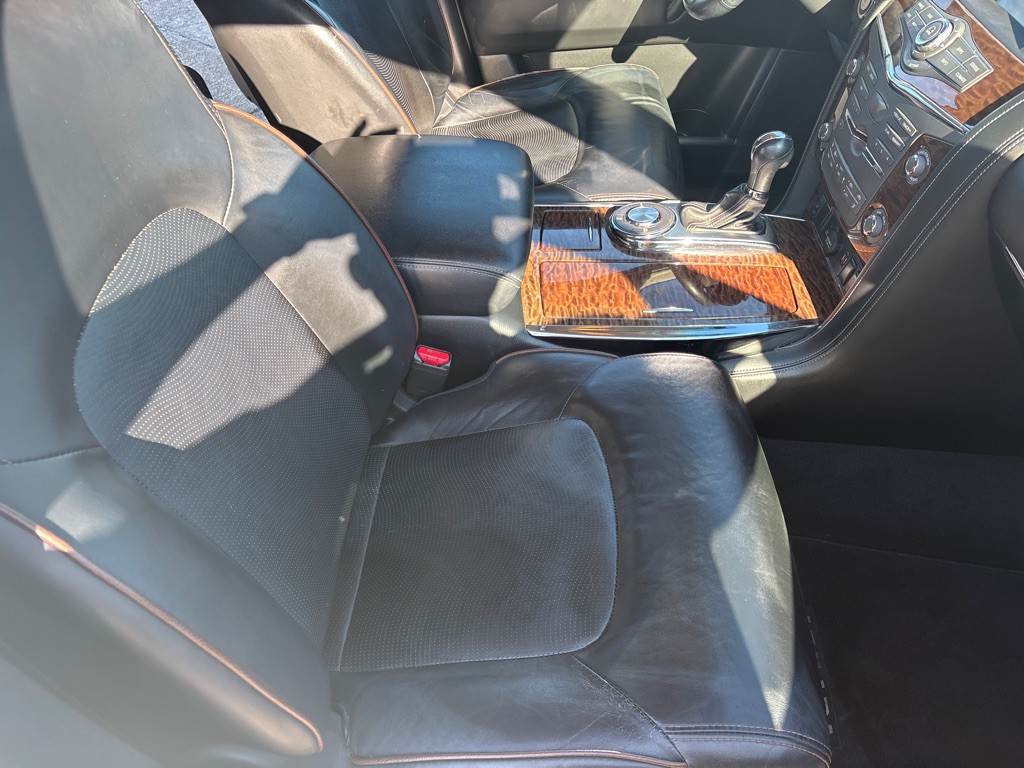 2018 Nissan Armada Image 21