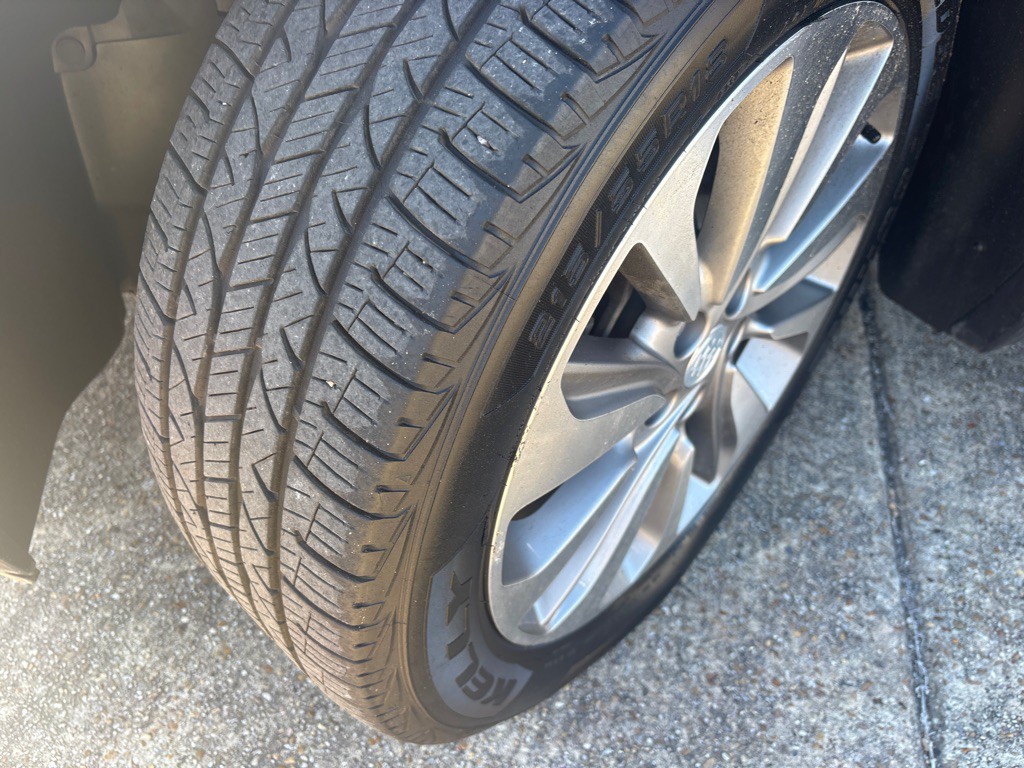 2019 Buick Enclave Image 10