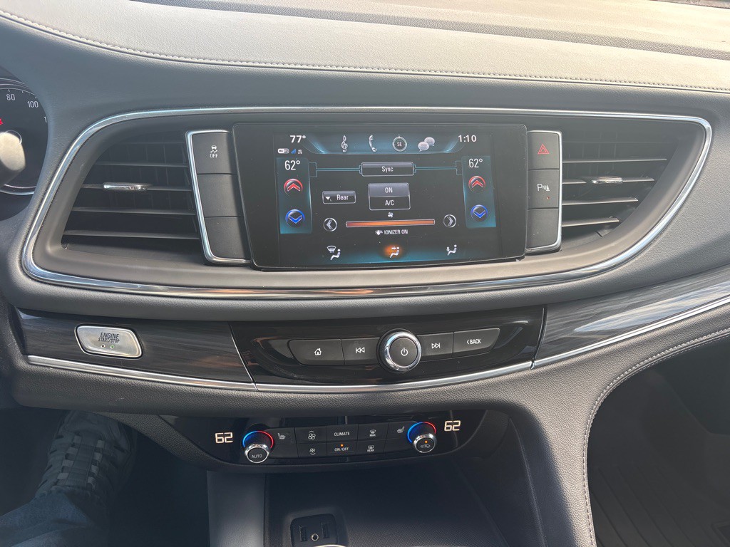 2018 Buick Enclave Image 13