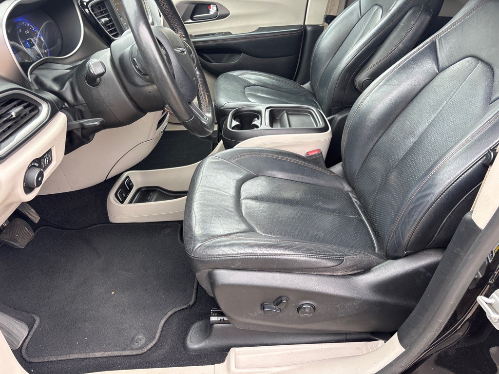 2020 Chrysler Pacifica Image 12