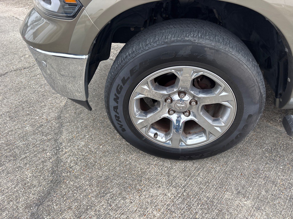 2014 RAM 1500 Image 9