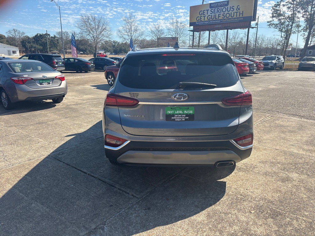 2019 Hyundai Santa Fe Image 8
