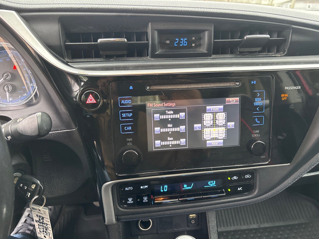 2017 Toyota Corolla Image 13