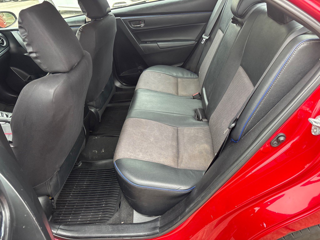 2017 Toyota Corolla Image 18