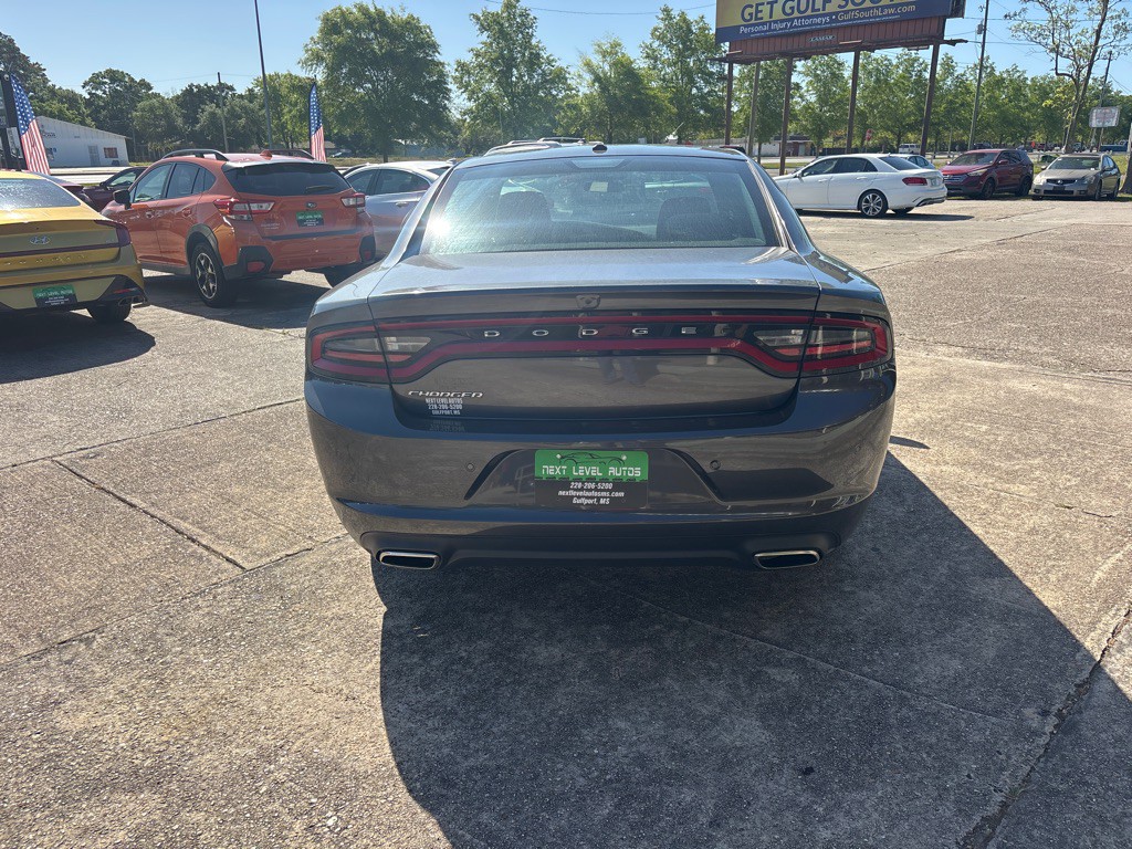 2022 Dodge Charger Image 8