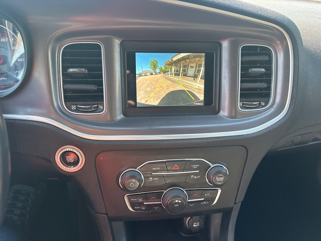 2022 Dodge Charger Image 13