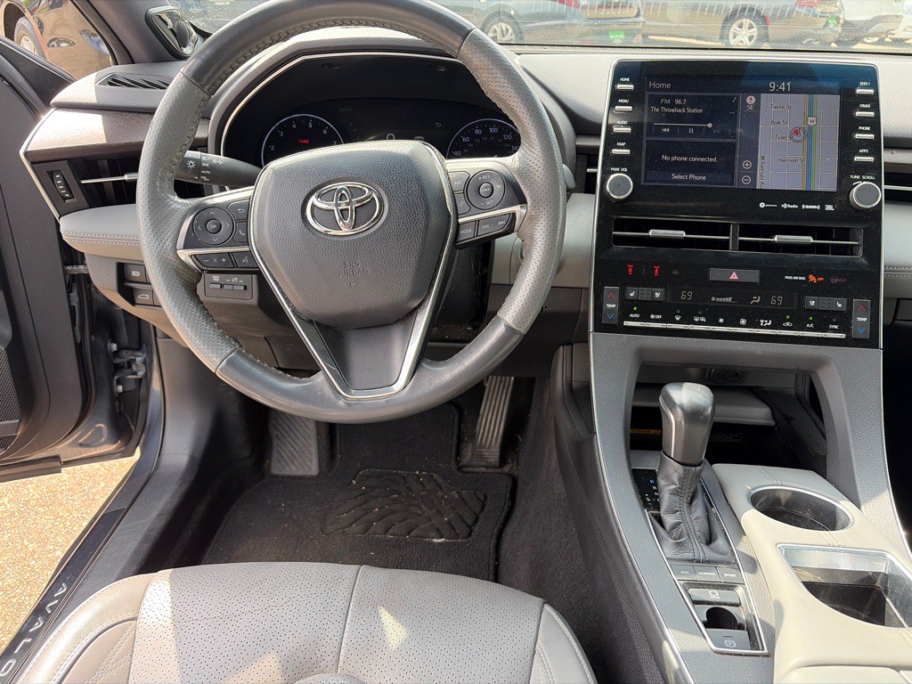2019 Toyota Avalon Image 15
