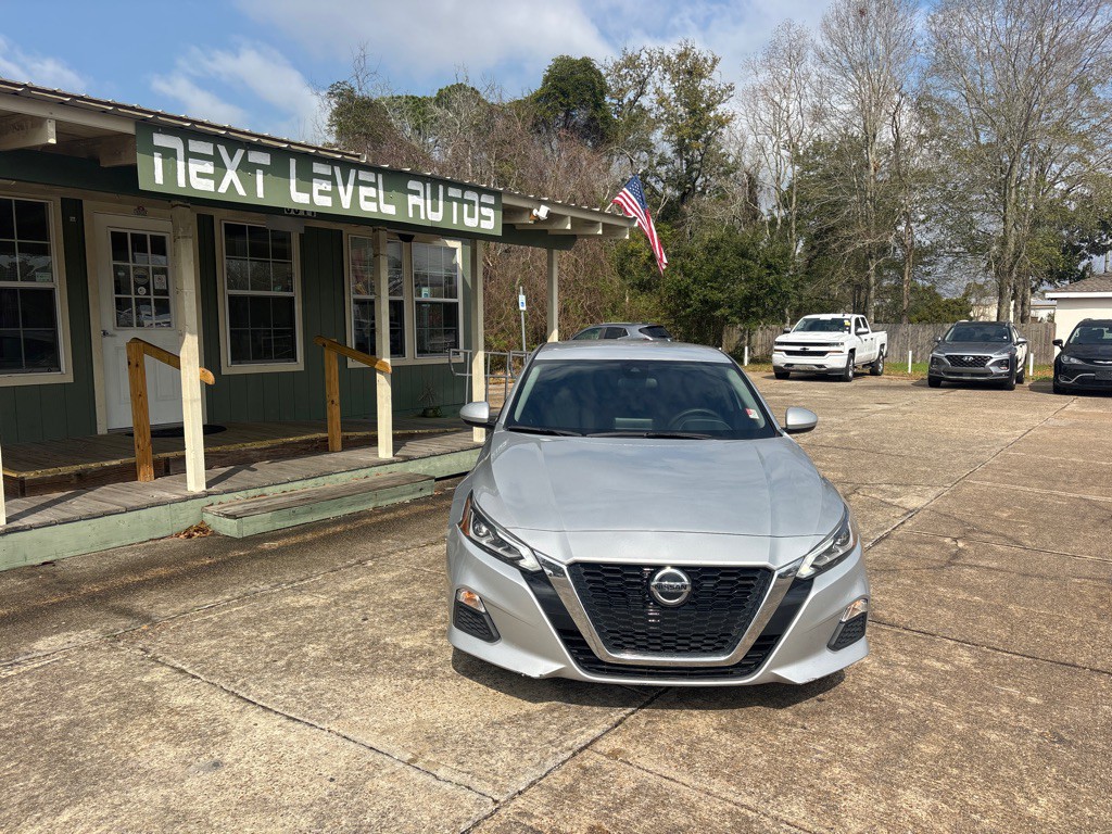 2022 Nissan Altima Image 4