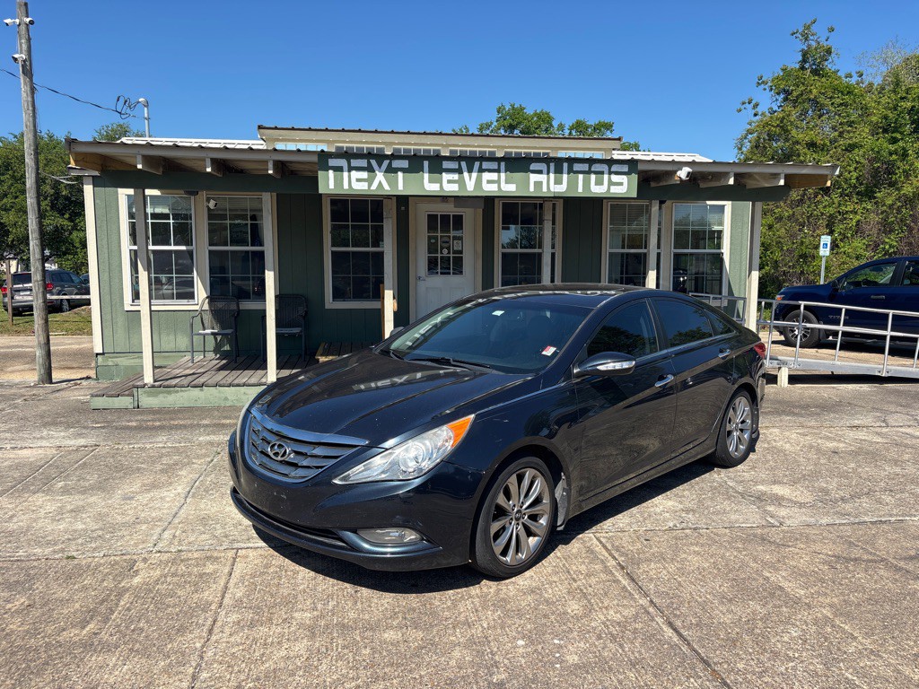 2013 Hyundai Sonata Image 1