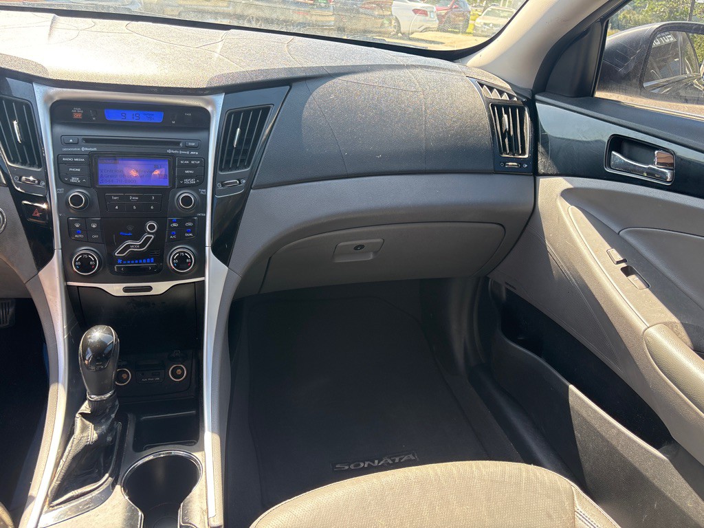 2013 Hyundai Sonata Image 17