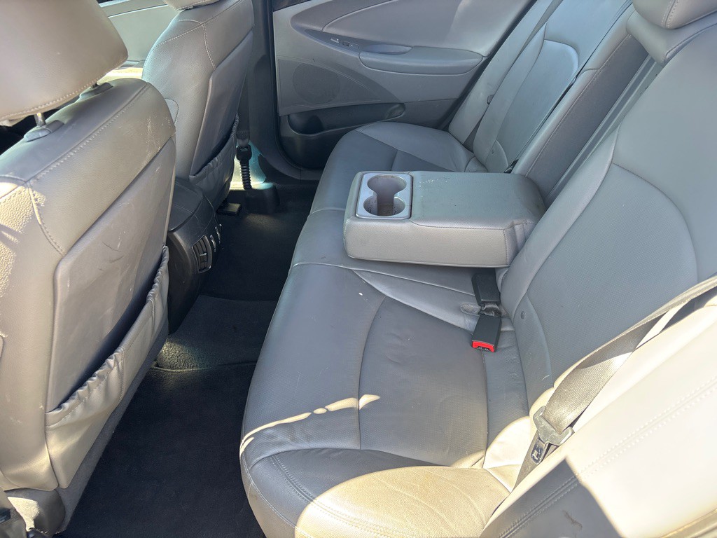 2013 Hyundai Sonata Image 21