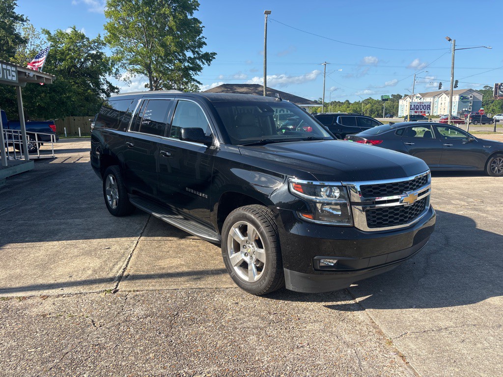 2016 Chevrolet Suburban Image 5