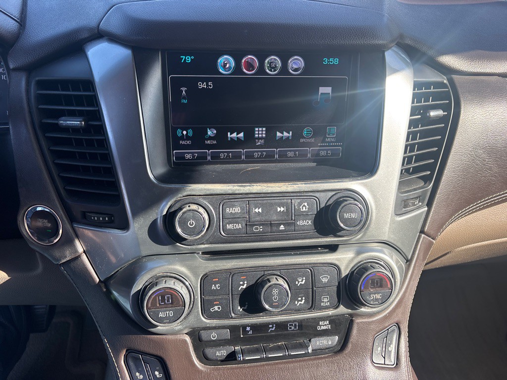 2016 Chevrolet Suburban Image 13