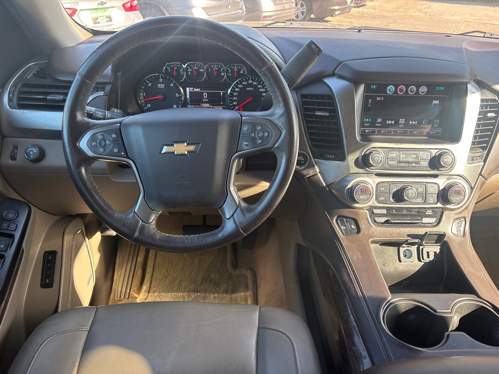 2016 Chevrolet Suburban Image 15