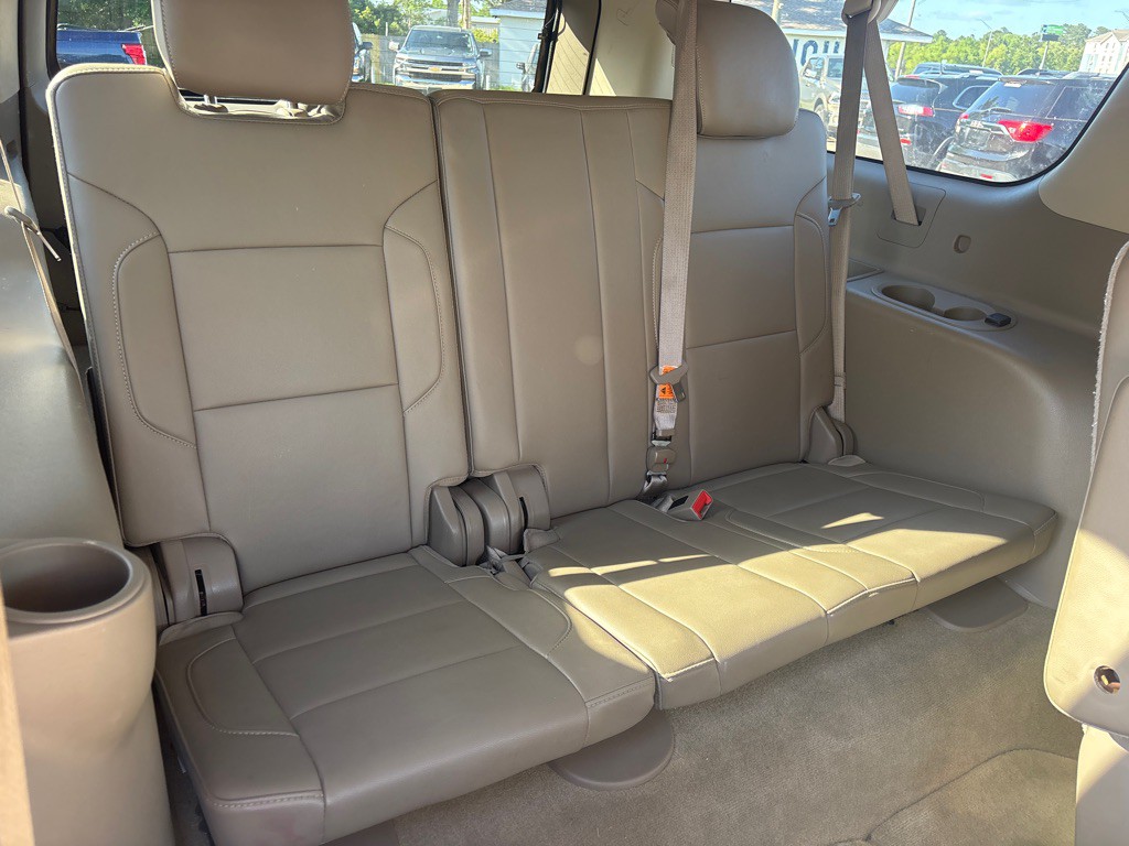 2016 Chevrolet Suburban Image 20