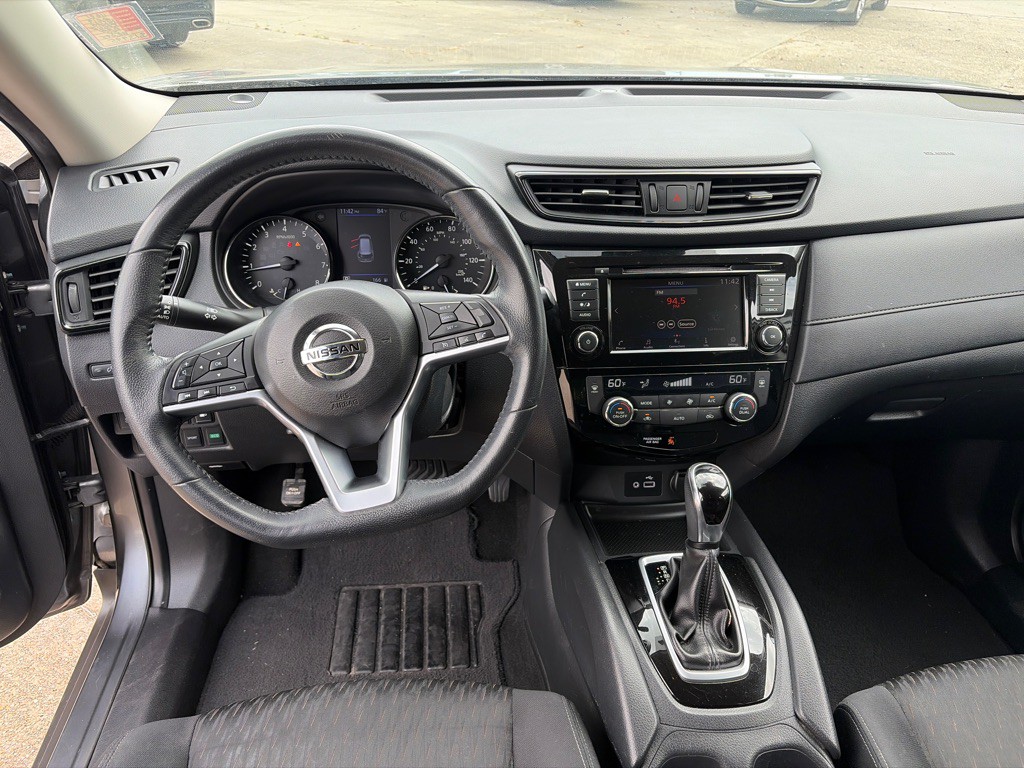 2019 Nissan Rogue Image 14