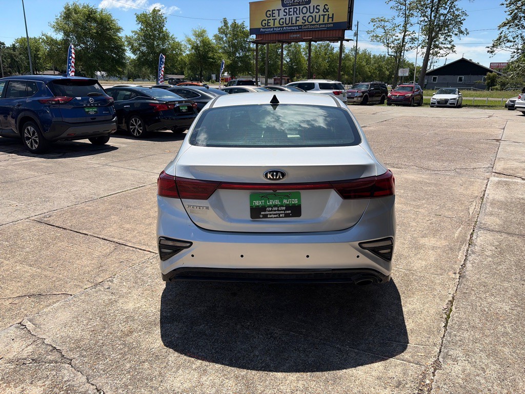 2020 Kia Forte Image 8
