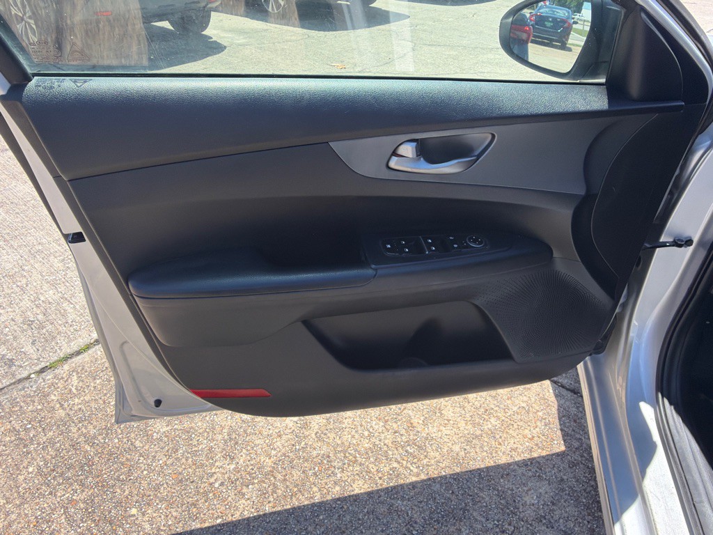 2020 Kia Forte Image 9