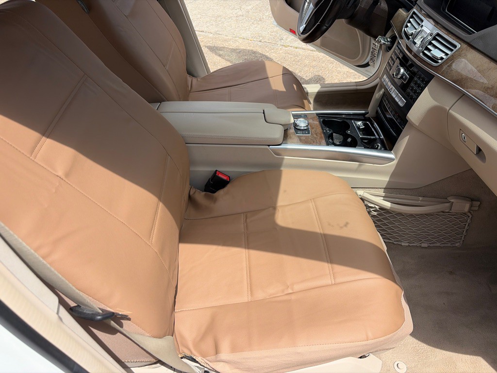 2015 Mercedes-Benz E-Class Image 17