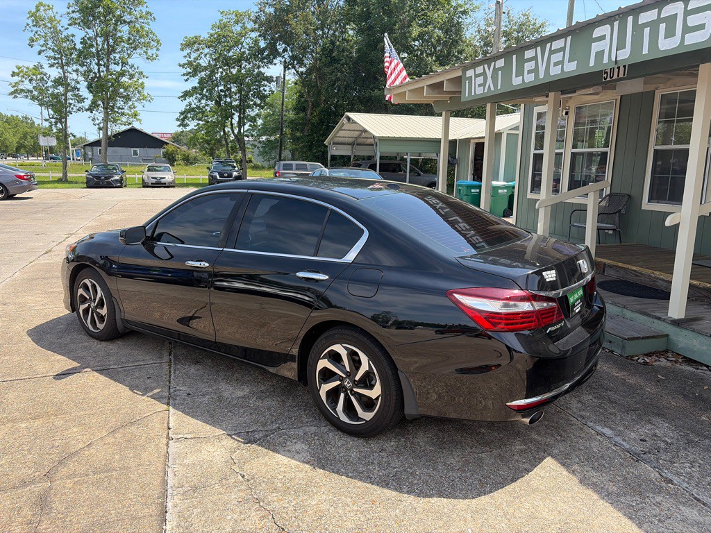 2017 Honda Accord Image 3