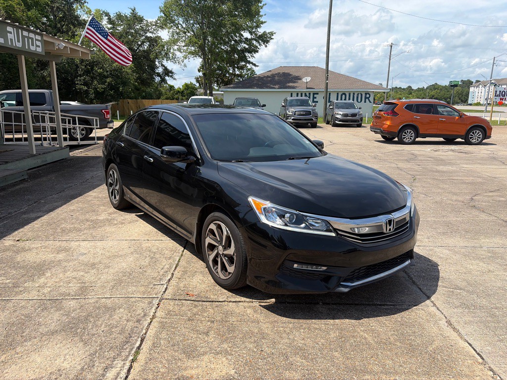 2017 Honda Accord Image 5