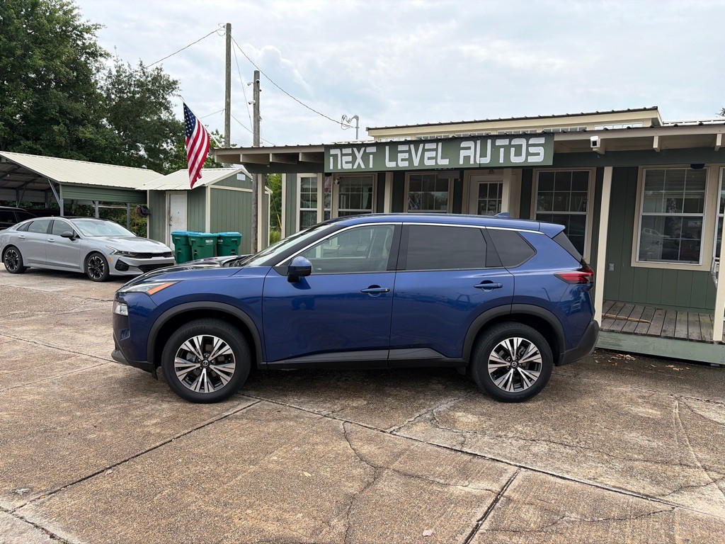 2021 Nissan Rogue Image 2