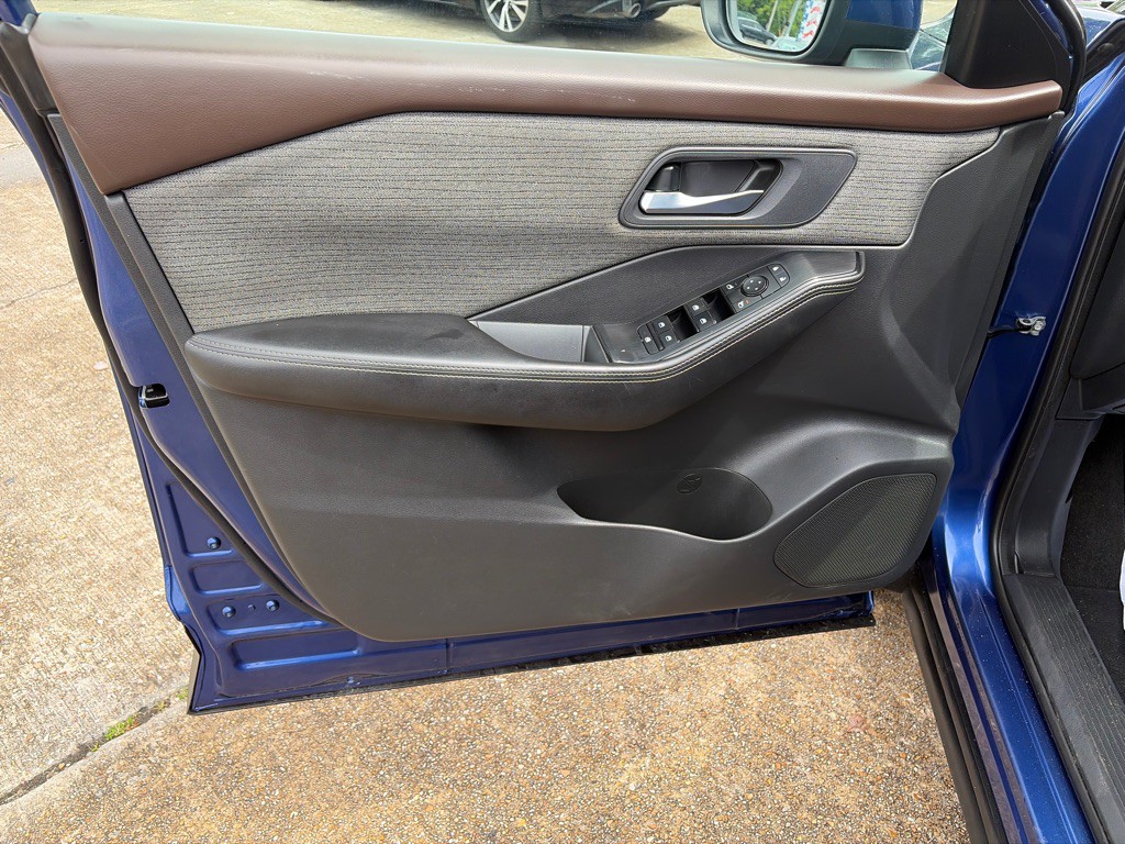 2021 Nissan Rogue Image 9