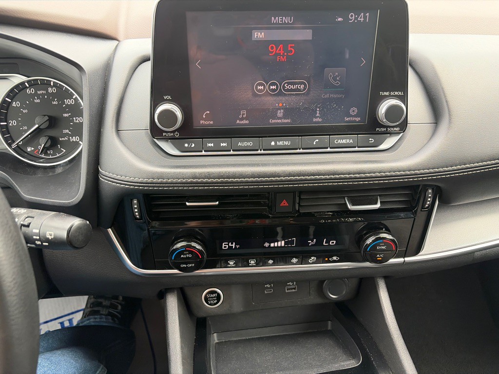 2021 Nissan Rogue Image 12