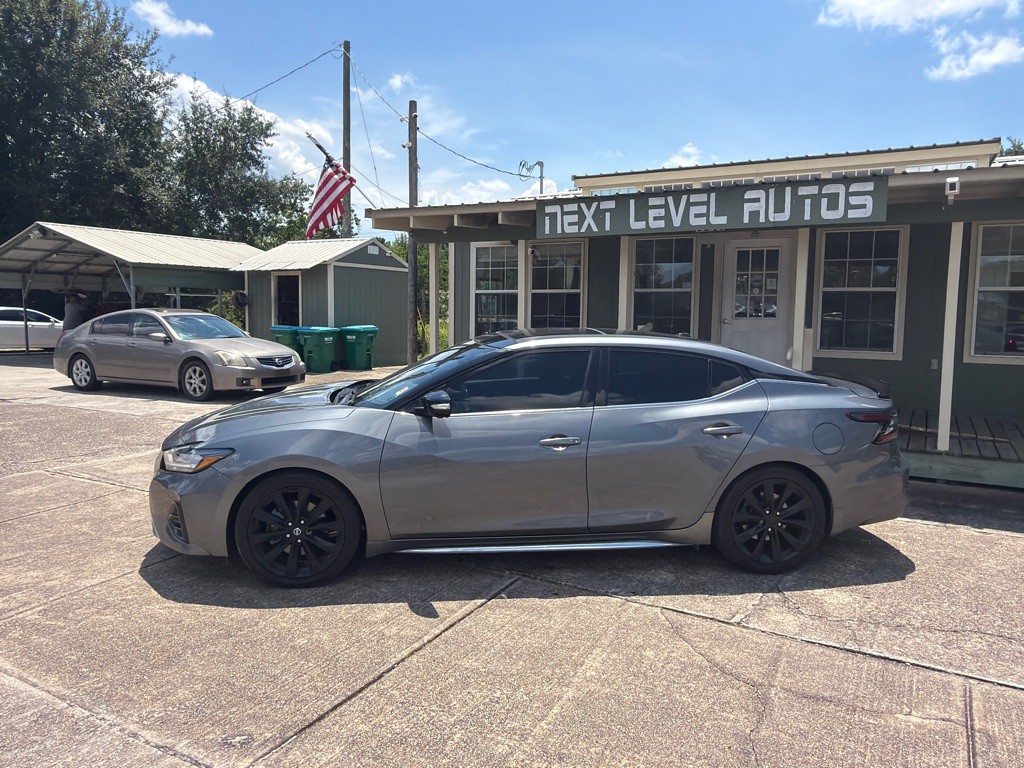 2019 Nissan Maxima Image 2