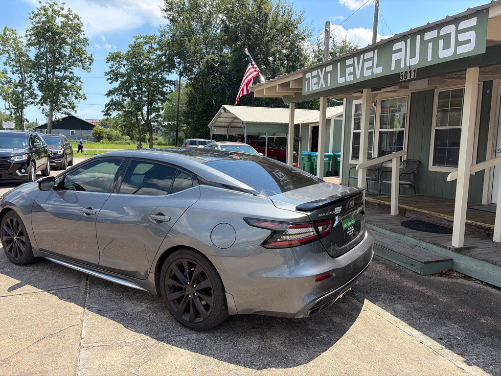 2019 Nissan Maxima Image 3