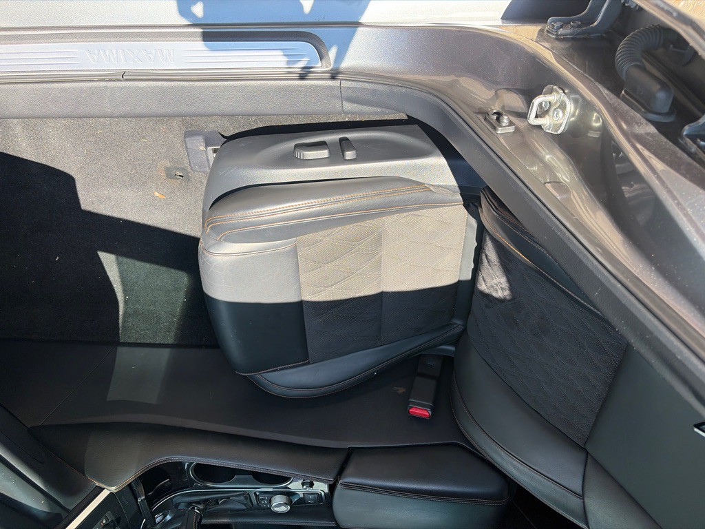 2019 Nissan Maxima Image 17