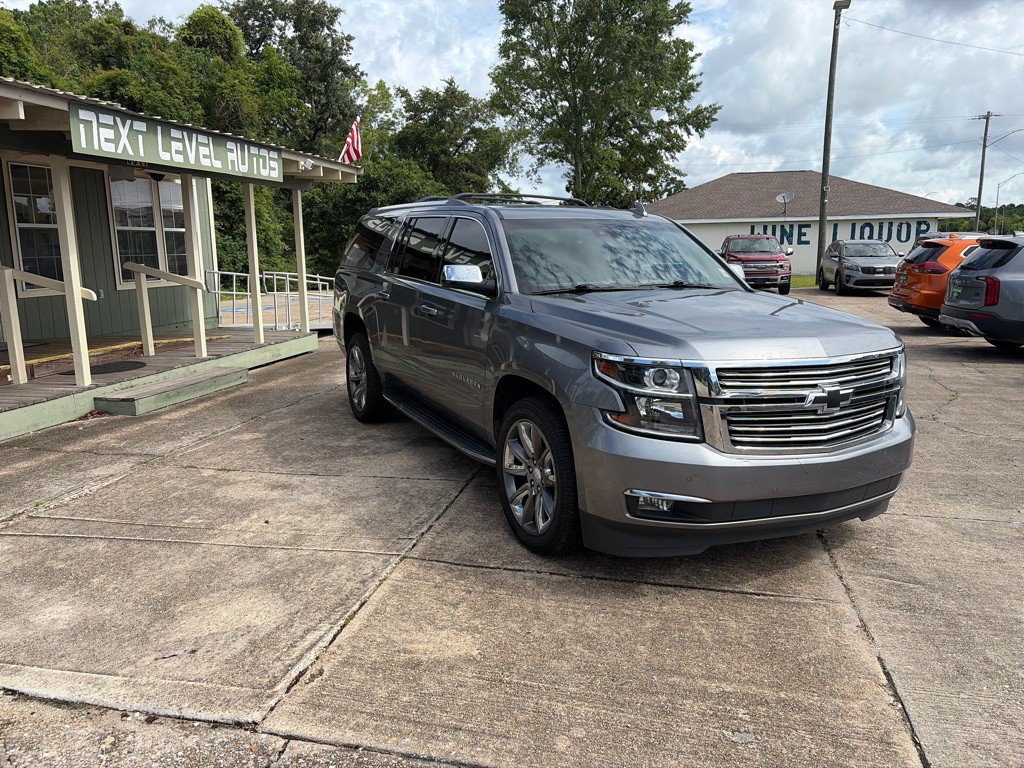 2019 Chevrolet Suburban Image 5