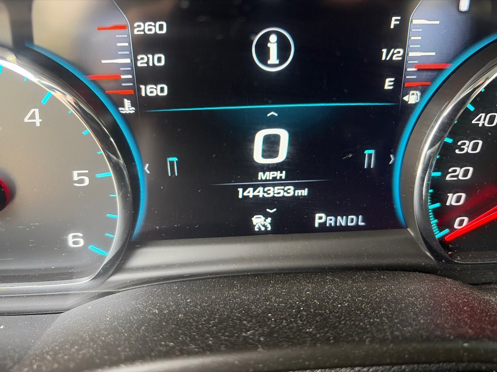 2019 Chevrolet Suburban Image 13
